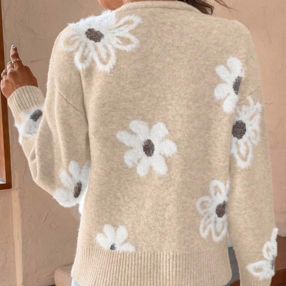 New V-neck floral print button-down cardigan sweater - Picture 4 of 5